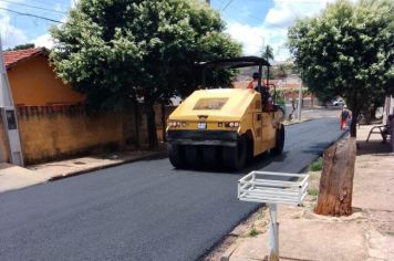 Obras de recapeamento avançam na Rua Nicolau Pantoni, no Jardim Melissa