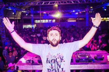 DJ Romeu Ron é atração confirmada no Floreal Folia 2025