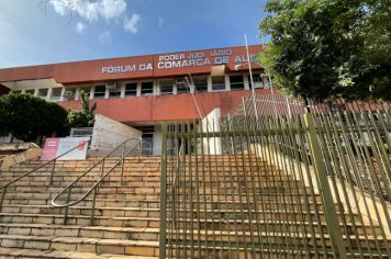 Facebook é condenado por bloquear conta de usuária no Instagram