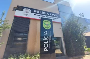 Entregador é ameaçado com arma após discussão por pedido errado