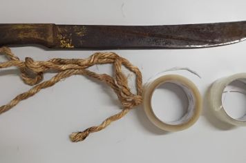 Mulher denuncia ter sido amarrada e estuprada dentro do próprio quarto 