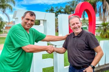 Câmara de Auriflama aprova título de cidadão auriflamense para Júnior, prefeito de Guzolândia