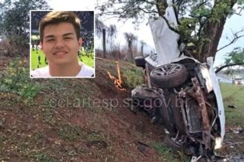 Médico de 27 anos que morreu em acidente com carro de luxo no interior de SP é enterrado em MT