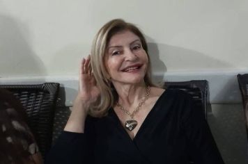 Auriflama se despede da professora Henriette Zago
