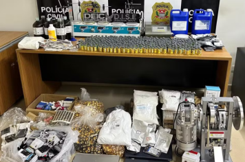 Em Aracanguá, Polícia apreende frascos de anabolizantes e insumos em laboratório clandestino