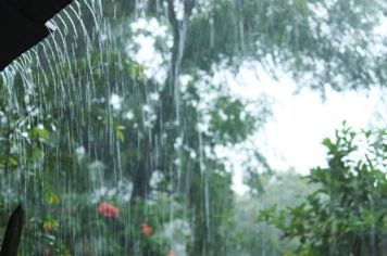 Chuva desta quinta (31) em Auriflama alerta para mês de novembro chuvoso