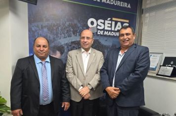 Vereadores Davi e Wanderley conquistam nova ambulância para Auriflama
