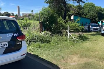 Homem é encontrado morto com sinais de facadas no interior de SP 