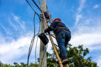 Justiça anula decreto da Prefeitura de General Salgado que permitia uso de vias públicas por empresa de energia sem licitação