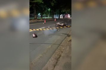 Motociclista morre após grave acidente em via movimentada na região