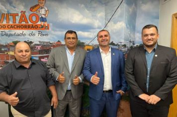 Vereadores de Auriflama buscam recursos para construir uma quadra e uma praça no bairro Dona Ilde