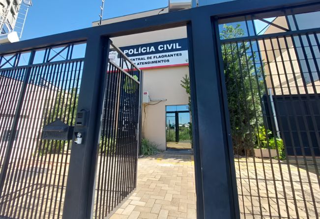 Pedreiro morre após cair de laje e ser atingido por tijolos 