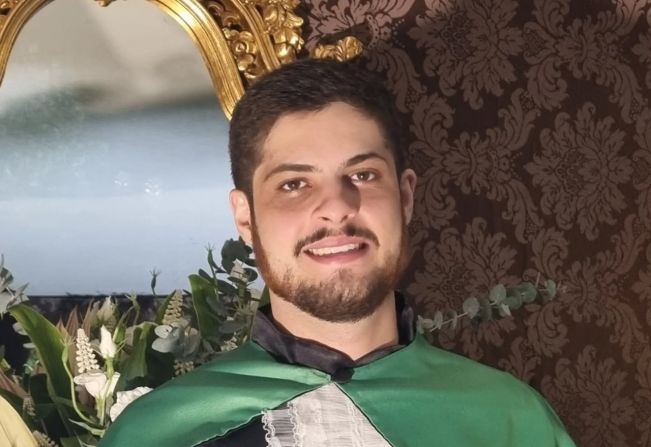 Caçula de Dr. Cavalari se forma em medicina e segue paixão do pai