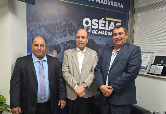 Vereadores Davi e Wanderley conquistam nova ambulância para Auriflama