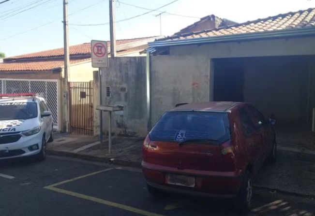 Homem morre cinco dias após ser baleado em casa na presença dos filhos