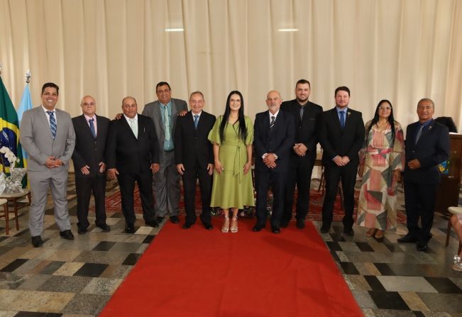 Base da prefeita Katia Morita demonstra força e garante controle da mesa diretora em Auriflama